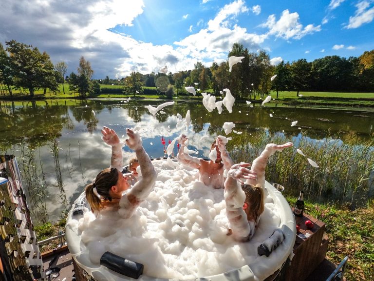 PIRTS NOMA UN KUBLA NOMA